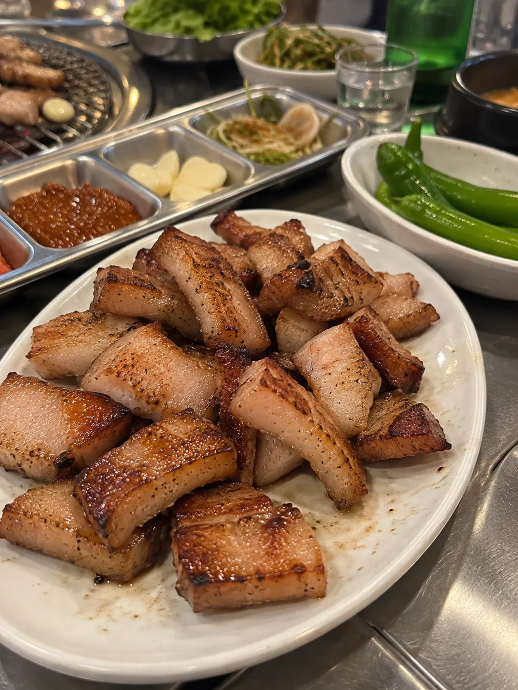 앙헬레스 맛집 — 클락 프리포트와 프렌드십, 두 구역은 어떻게 다른가요?